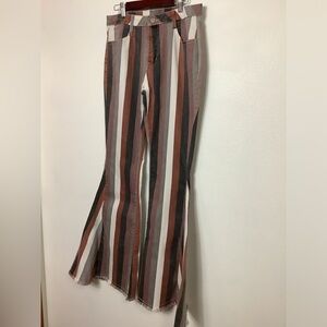 Blushing Brunette Stripe Super Flare Jeans Boho Festival WMS SZ L Five Pocket.